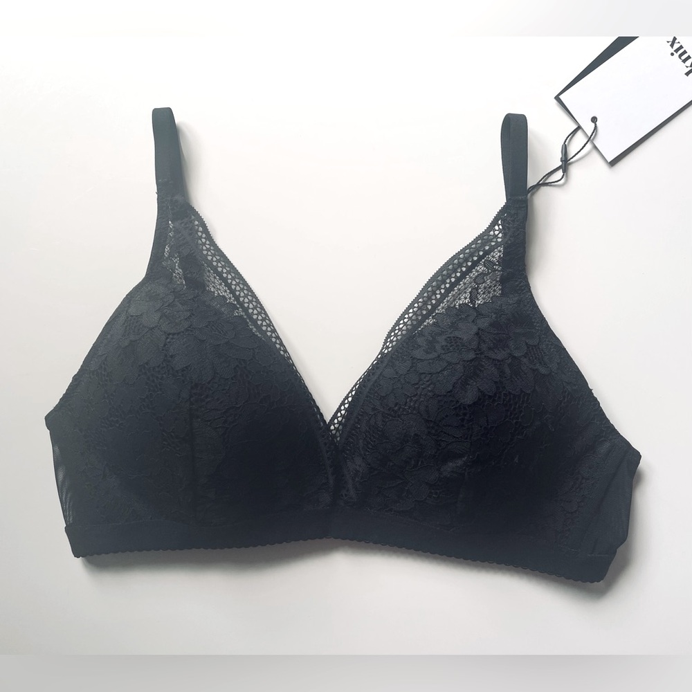 BNWT Knix Lace Deep-V Bra - Picture 1 of 6